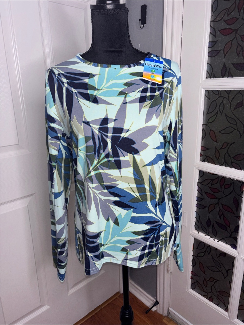 Hang Ten Long-Sleeve Leaf Print Tee — Blue, Navy & Green